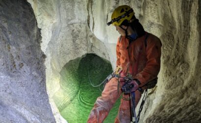 瀧谷洞探検ケイビング